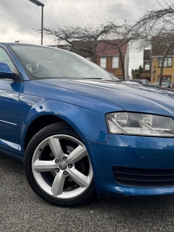 Used Audi A3 2009 Blue Hatchback