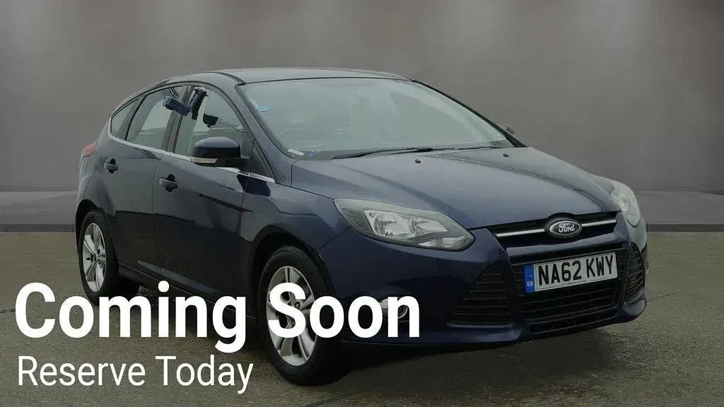 Used Ford Focus Zetec 2012 Blue Hatchback