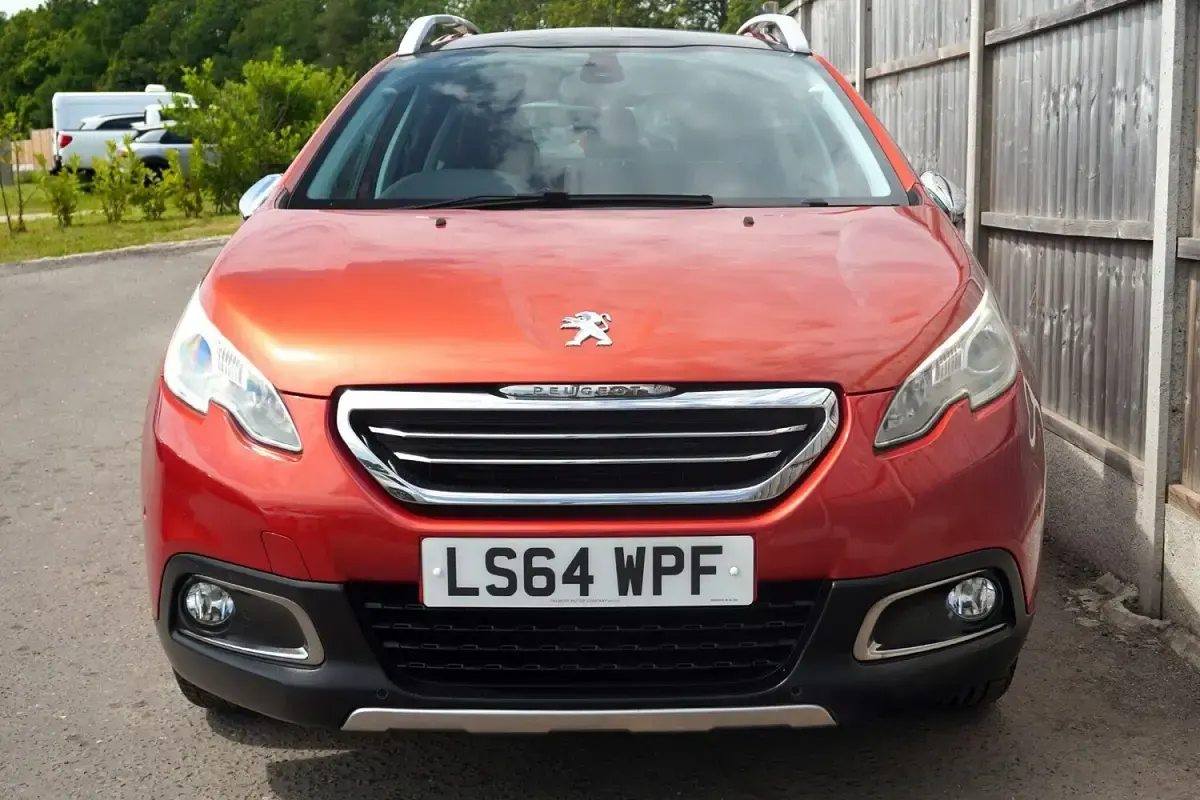 Used Peugeot 2008 115 HP (84 kW) 2014 Red SUV