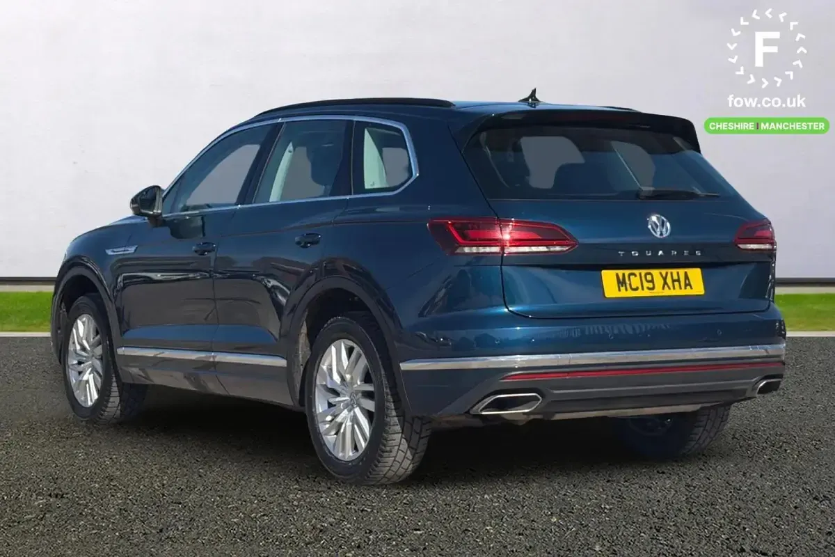 Używany VW Touareg SEL 2019 Niebieski SUV