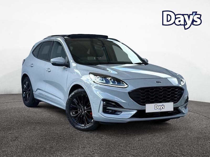 Grey Used 2023 Ford Kuga S SUV | £27,999 (Expensive) - Image 1/4