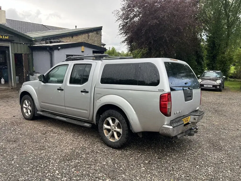 Used Nissan Navara Tekna 2012 Silver Pickup