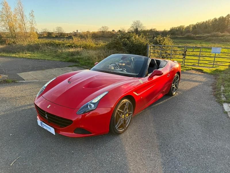 Used Ferrari California 560 HP (411 kW) 2015 Red Cabriolet