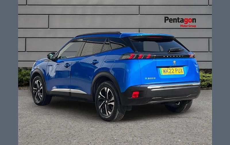 Used Peugeot e-2008 Allure Premium 100 kW (136 HP) 2022 Blue SUV