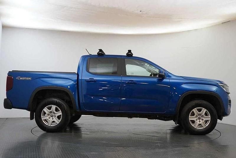 Usado VW Amarok Life 2024 Azul Pickup