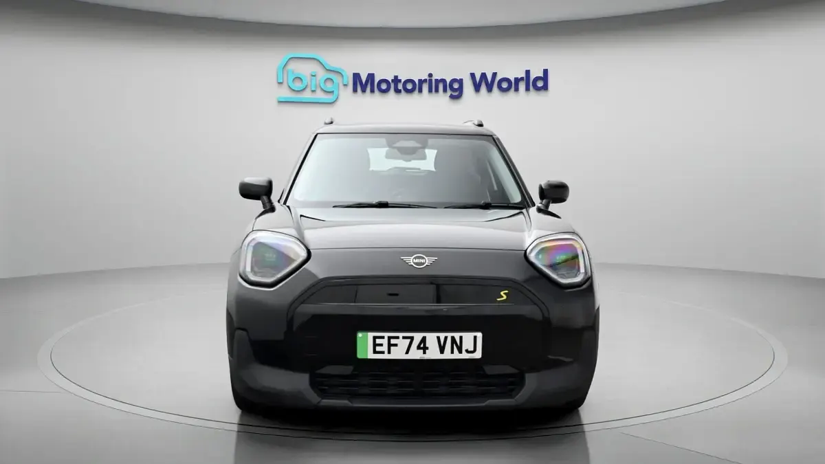 New Mini Aceman Classic 160 kW (218 HP) 2025 Black SUV