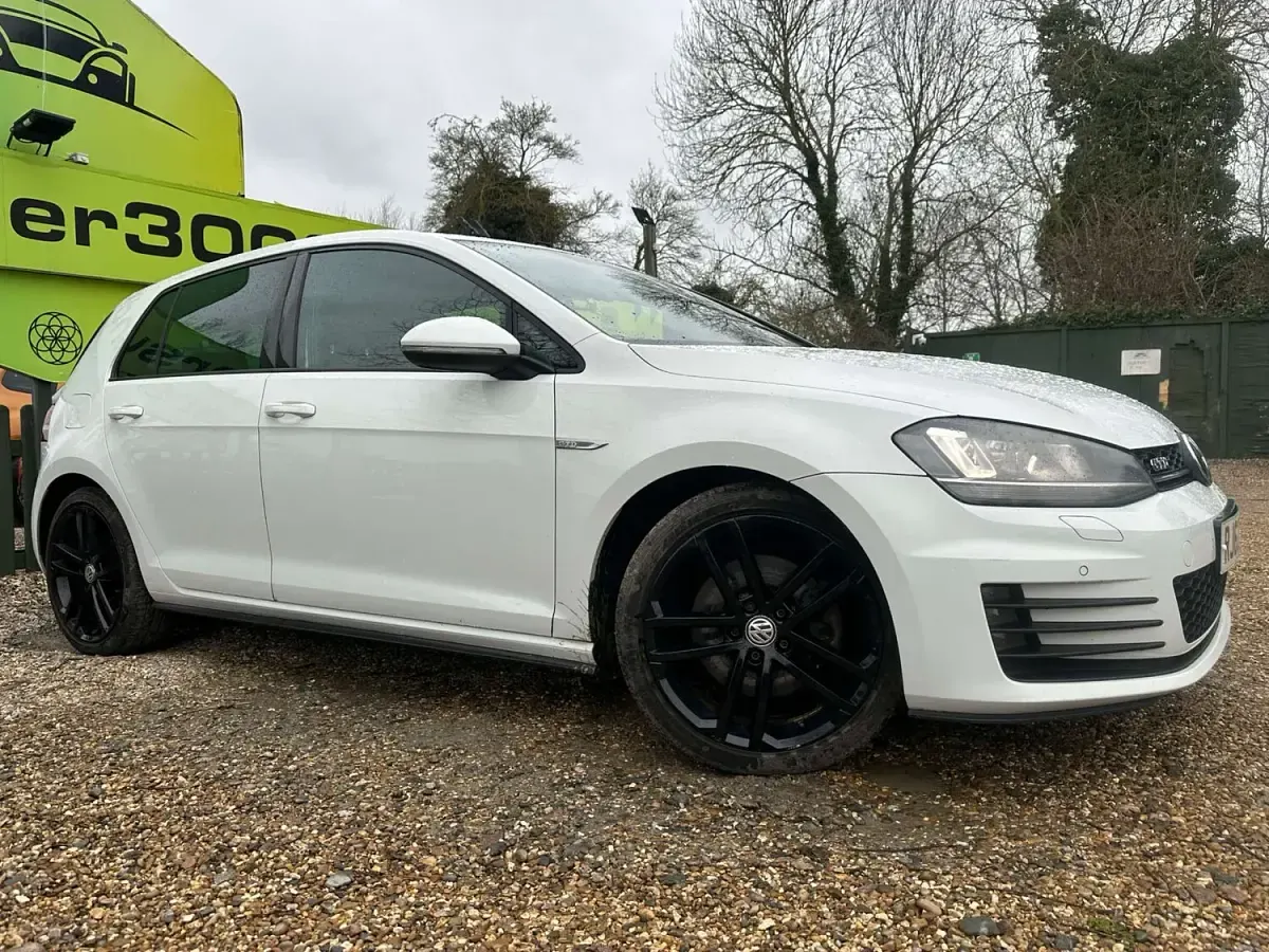 Used VW Golf VII GTD 2014 White Hatchback