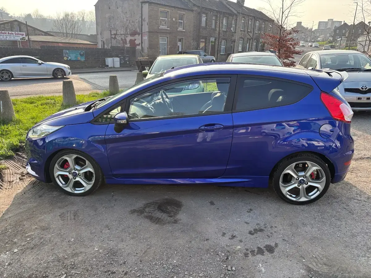 Gebraucht Ford Fiesta ST 2014 Blau Kleinwagen