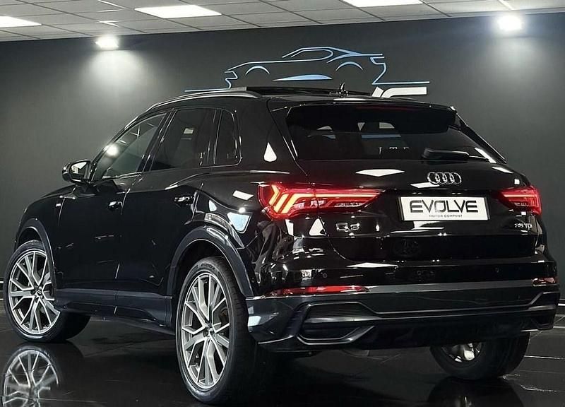 Used Audi Q3 Advanced 150 HP (110 kW) 2019 Black SUV