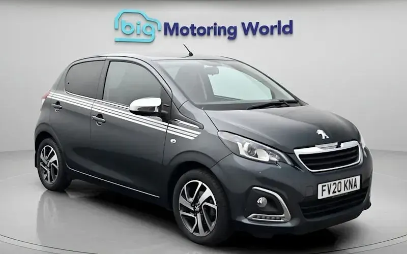 Used Peugeot 108 Collection 72 HP (52 kW) 2022 Hatchback