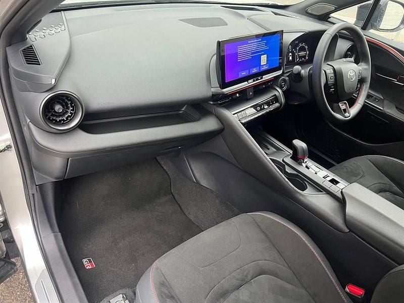 Used Toyota C-HR Sport 198 HP (145 kW) 2025 Silver SUV
