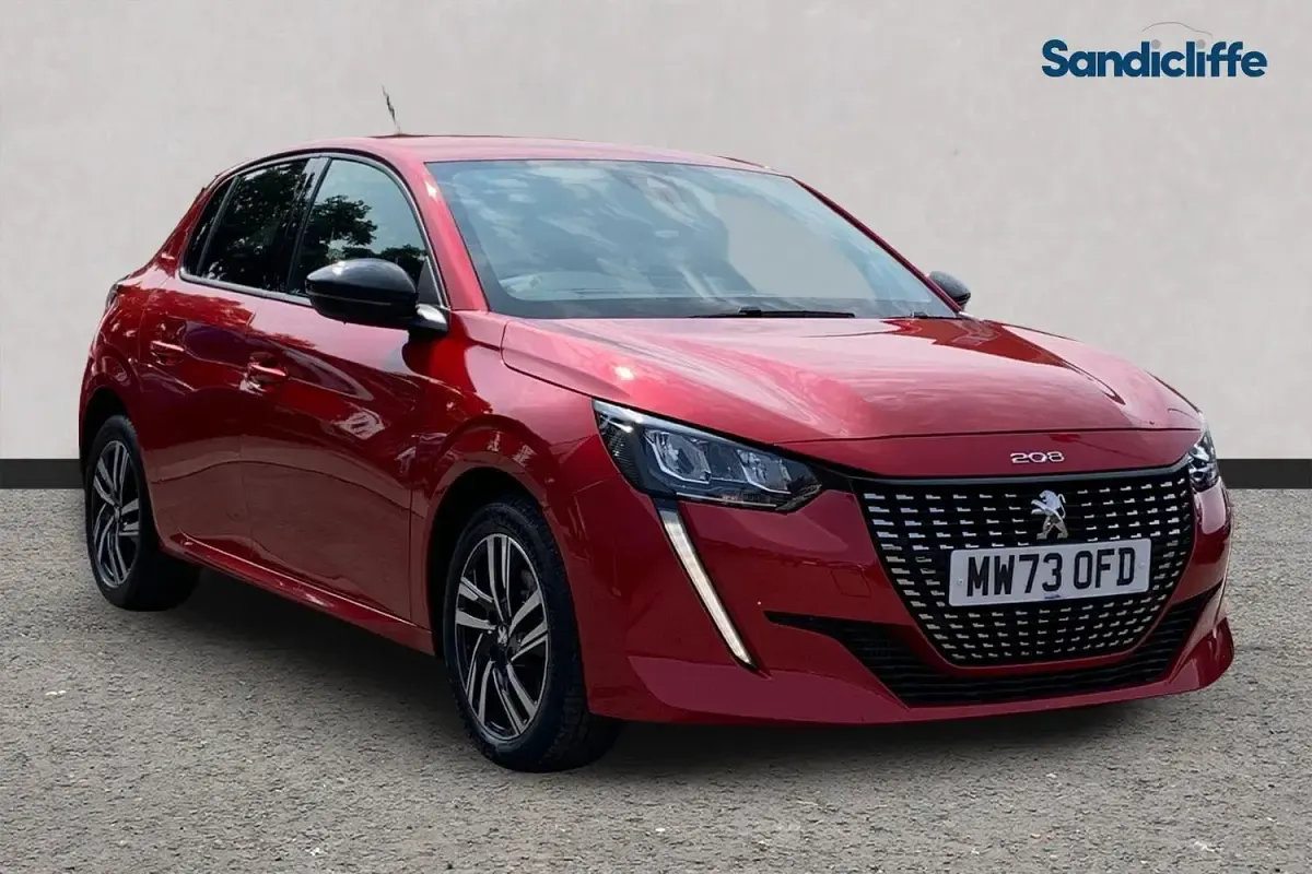 Used Peugeot 208 Allure+ 102 HP (75 kW) 2023 Hatchback