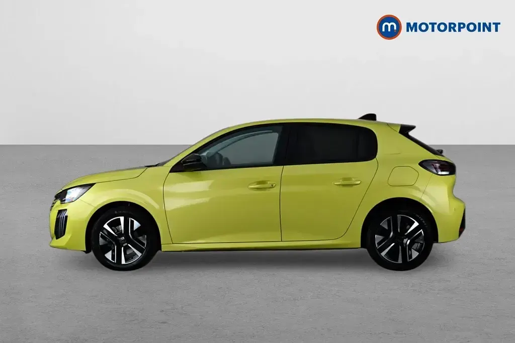 Used Peugeot 208 Allure 101 HP (74 kW) 2025 Yellow Hatchback