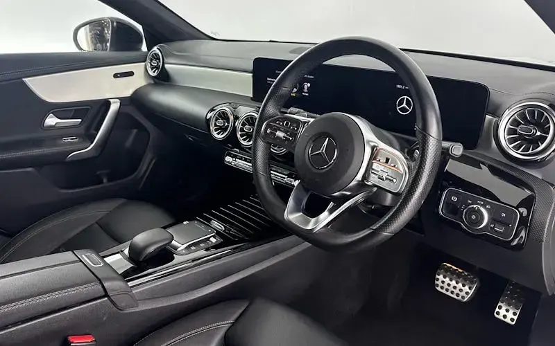 Used Mercedes CLA180 AMG line 136 HP (100 kW) 2022 White Coupe