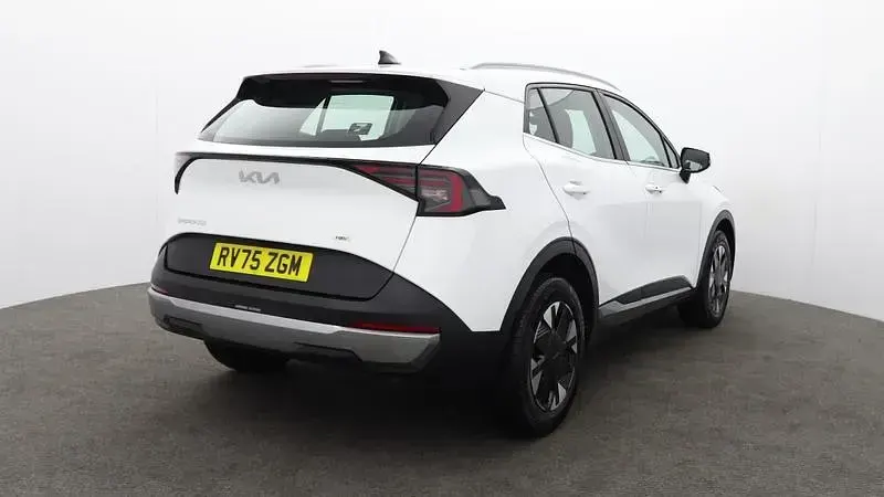 Used Kia Sportage 2025 White SUV