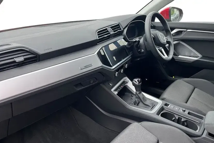 Used Audi Q3 Sport 150 HP (110 kW) 2025 Red SUV