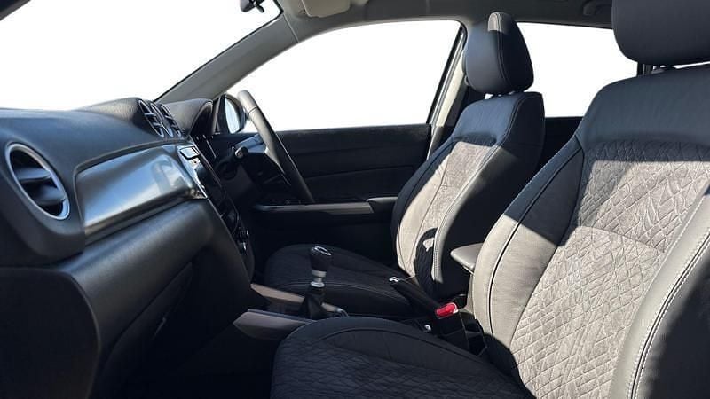 Used Suzuki Vitara SZ5 129 HP (94 kW) 2024 Grey SUV