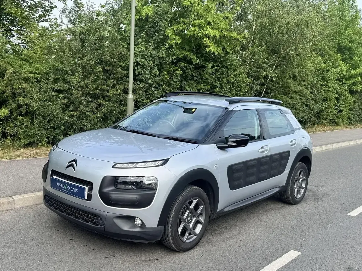 Used Citroën C4 Cactus Feel 82 HP (60 kW) 2018 Silver Hatchback