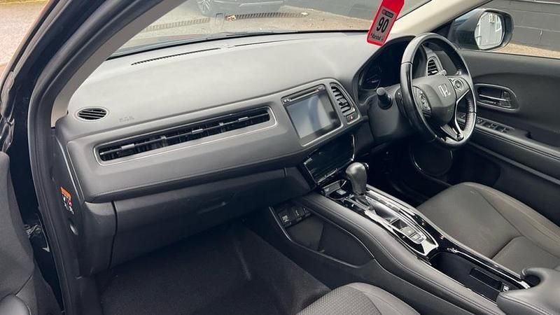 Used Honda HR-V SE 182 HP (133 kW) 2018 Blue SUV