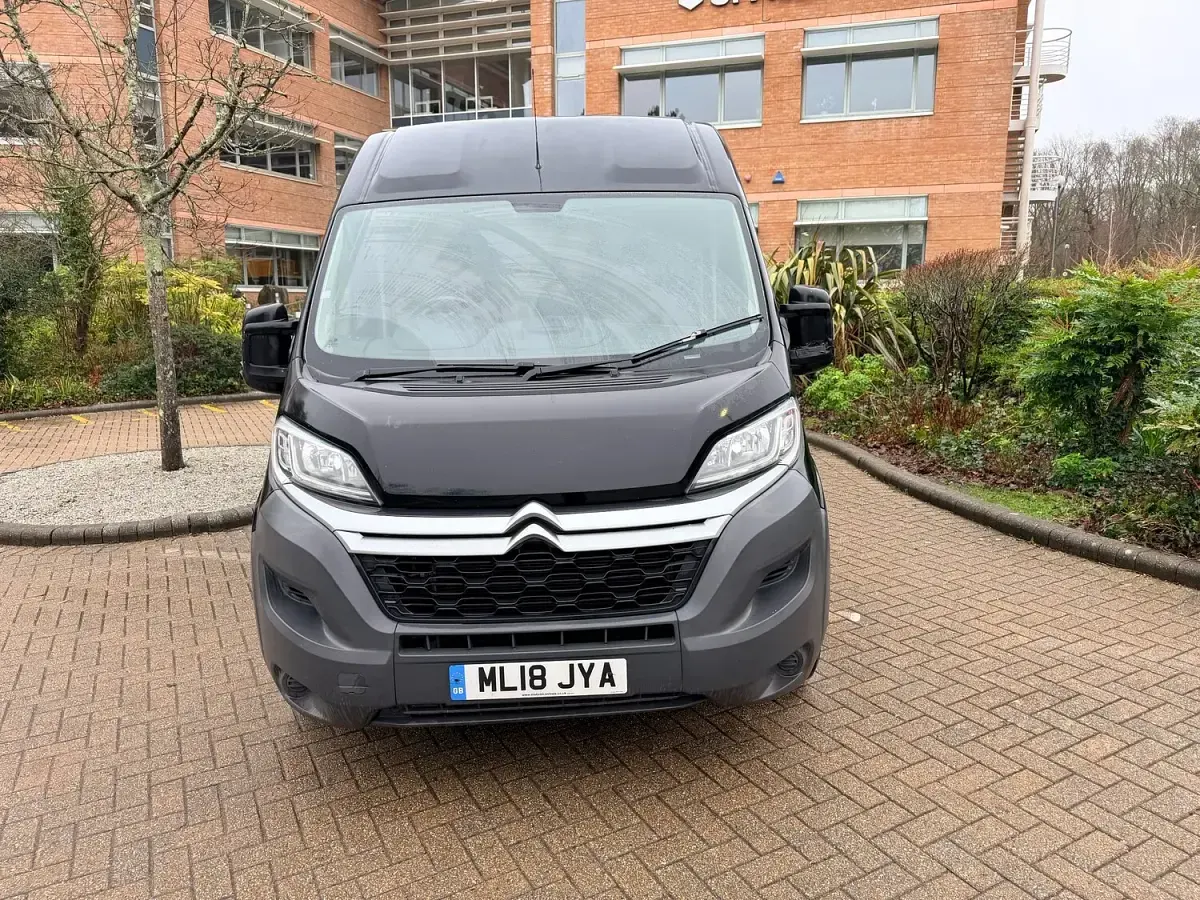 Used Citroën Relay 130 HP (95 kW) 2018 Black Van