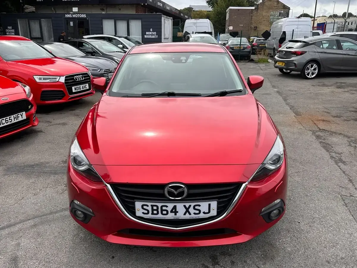 Used Mazda 3 165 HP (121 kW) 2014 Red Sedan