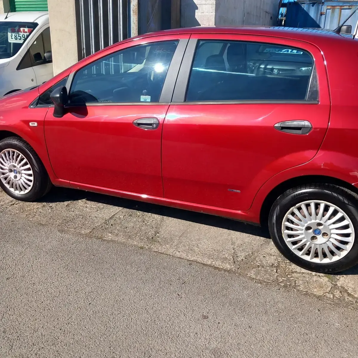 Used Fiat Grande Punto Active 65 HP (47 kW) 2006 Red Hatchback