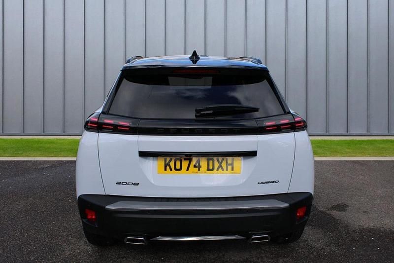 Used Peugeot 2008 GT 134 HP (98 kW) 2025 White SUV