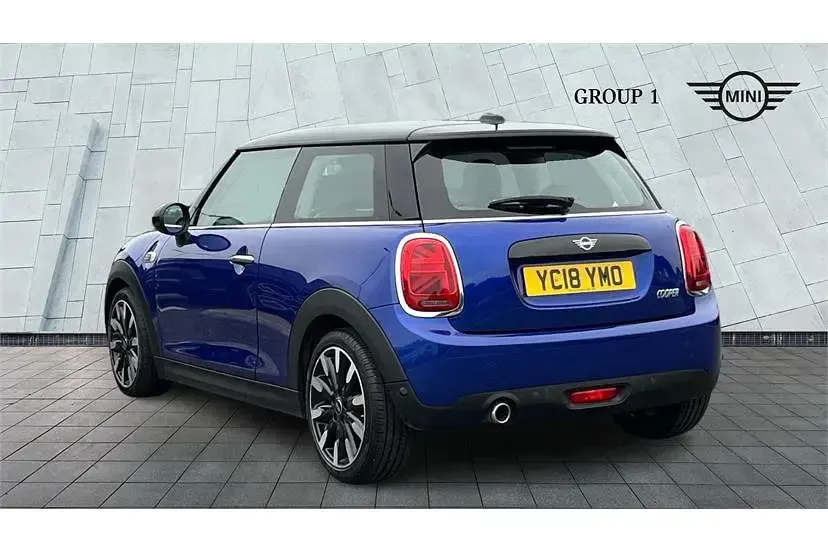 Used Mini Cooper Hatch 136 HP (100 kW) 2018 Blue Hatchback
