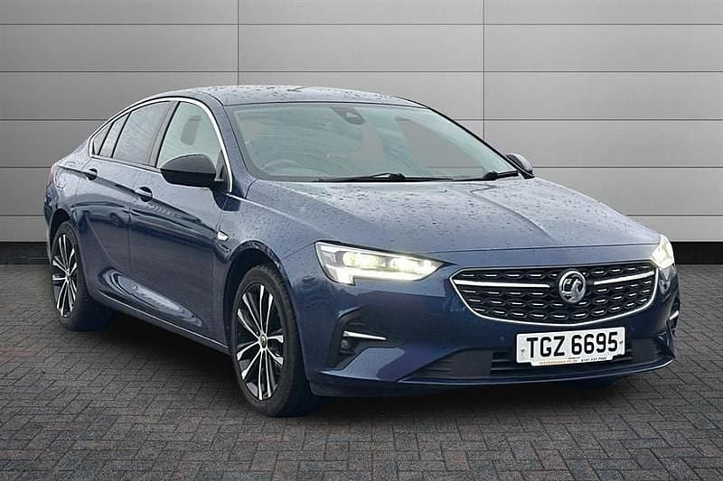 Used Vauxhall Insignia Ultimate 122 HP (89 kW) 2021 Navy blue Hatchback