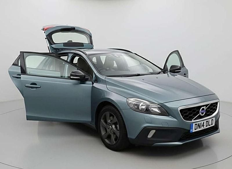 Used Volvo V40 2014 Blue Hatchback
