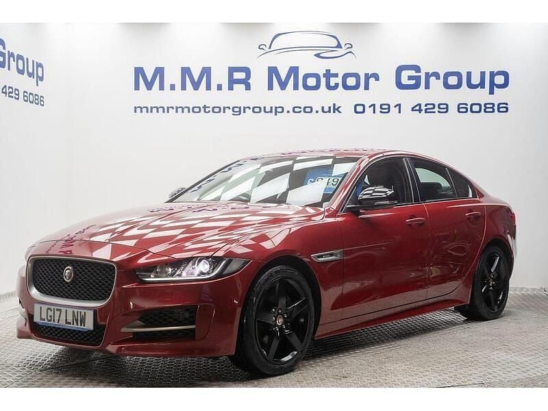 Used Jaguar XE R-Sport 180 HP (132 kW) 2017 Red Sedan