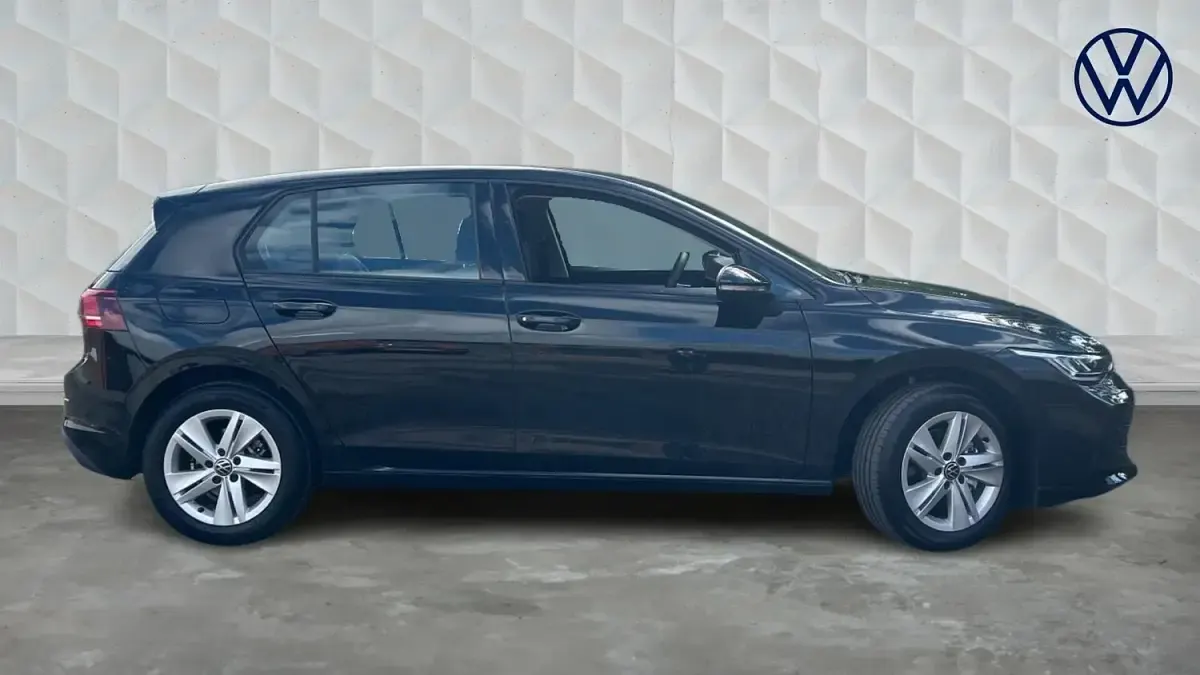 Used VW Golf VIII Life 115 HP (84 kW) 2026 Black Hatchback