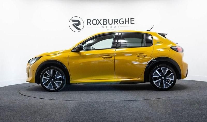 Used Peugeot e-208 GTi 100 kW (136 HP) 2022 Yellow Hatchback
