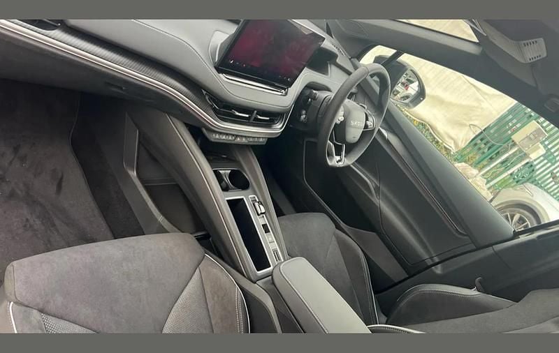 New Skoda Enyaq iV SportLine 210 kW (286 HP) 2025 Green SUV