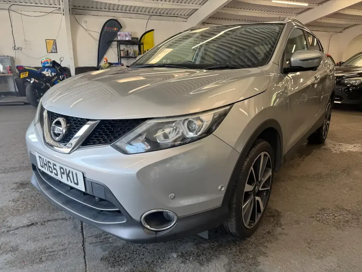 Used Nissan Qashqai Tekna 2016 Silver SUV