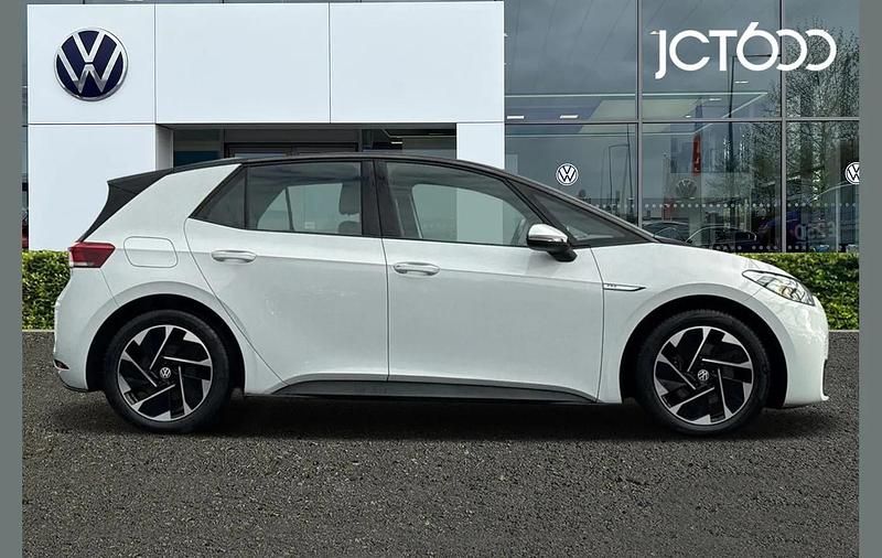 Used VW ID.3 Pro Performance 150 kW (204 HP) 2020 White Hatchback