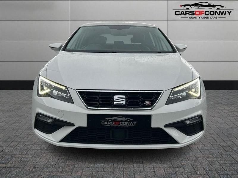 Used Seat Leon FR 150 HP (110 kW) 2017 White Hatchback