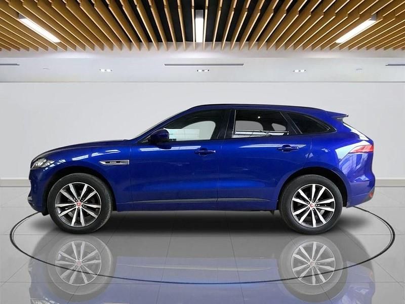 Second-hand Jaguar F-Pace R-Sport 180 CP (132 kW) 2019 Albastru SUV