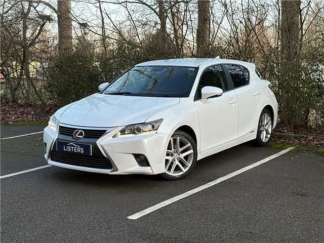 Used Lexus CT200h 2014 White Hatchback