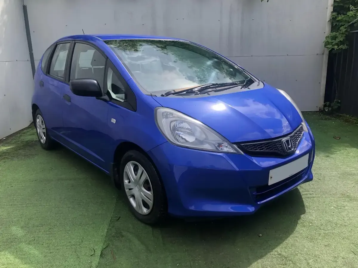Used Honda Jazz S 90 HP (66 kW) 2013 Blue Hatchback