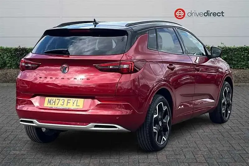 Used Vauxhall Grandland X Ultimate 130 HP (95 kW) 2023 Red SUV