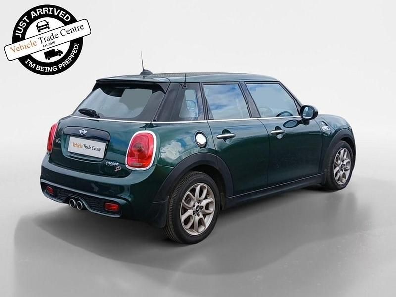 Used Mini Cooper SD Hatch 170 HP (125 kW) 2017 Green Hatchback