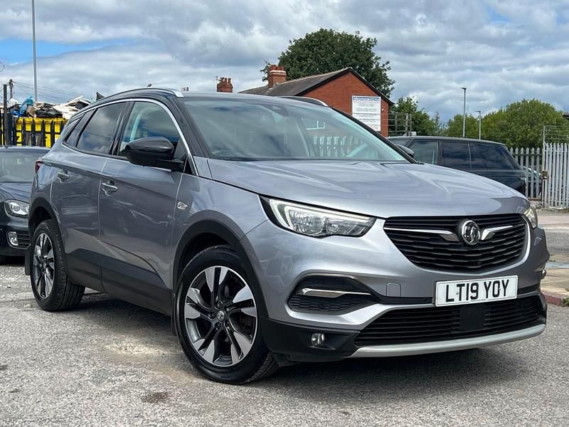 Grey Used 2019 Vauxhall Grandland X Sport SUV | £5,995 (Fair price) - Image 1/4
