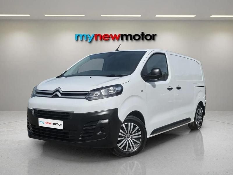 White Used 2022 Citroën Dispatch MPV | £9,999 (Good price) - Image 1/4