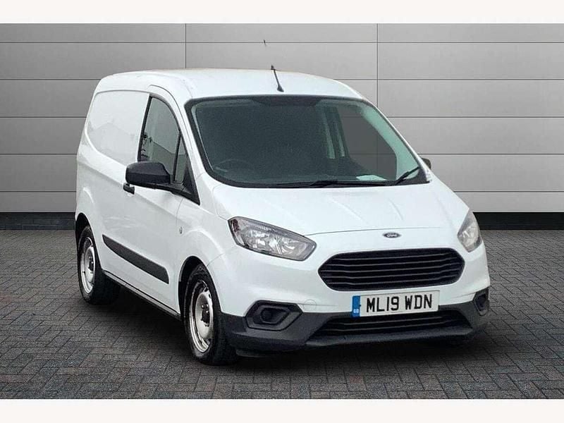 White Used 2019 Ford Transit Van | £7,188 (Good price) - Image 1/4