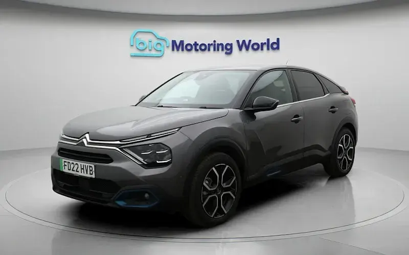 Używany Citroën e-C4 Shine 100 kW (136 KM) 2022 Szary Hatchback