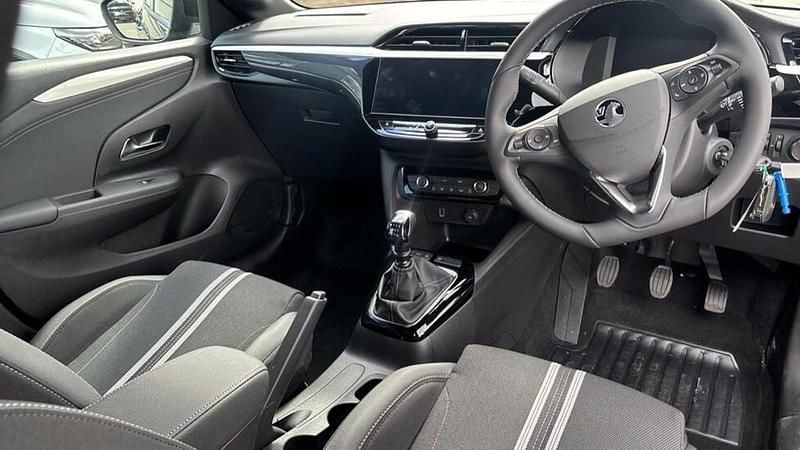 New Vauxhall Corsa S 101 HP (74 kW) 2025 Black Hatchback