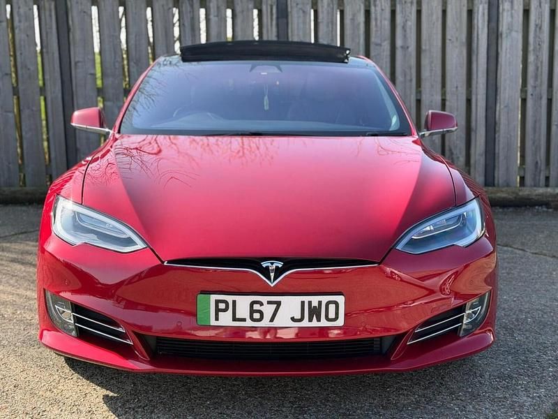 Used Tesla Model S 311 kW (423 HP) 2017 Red Hatchback