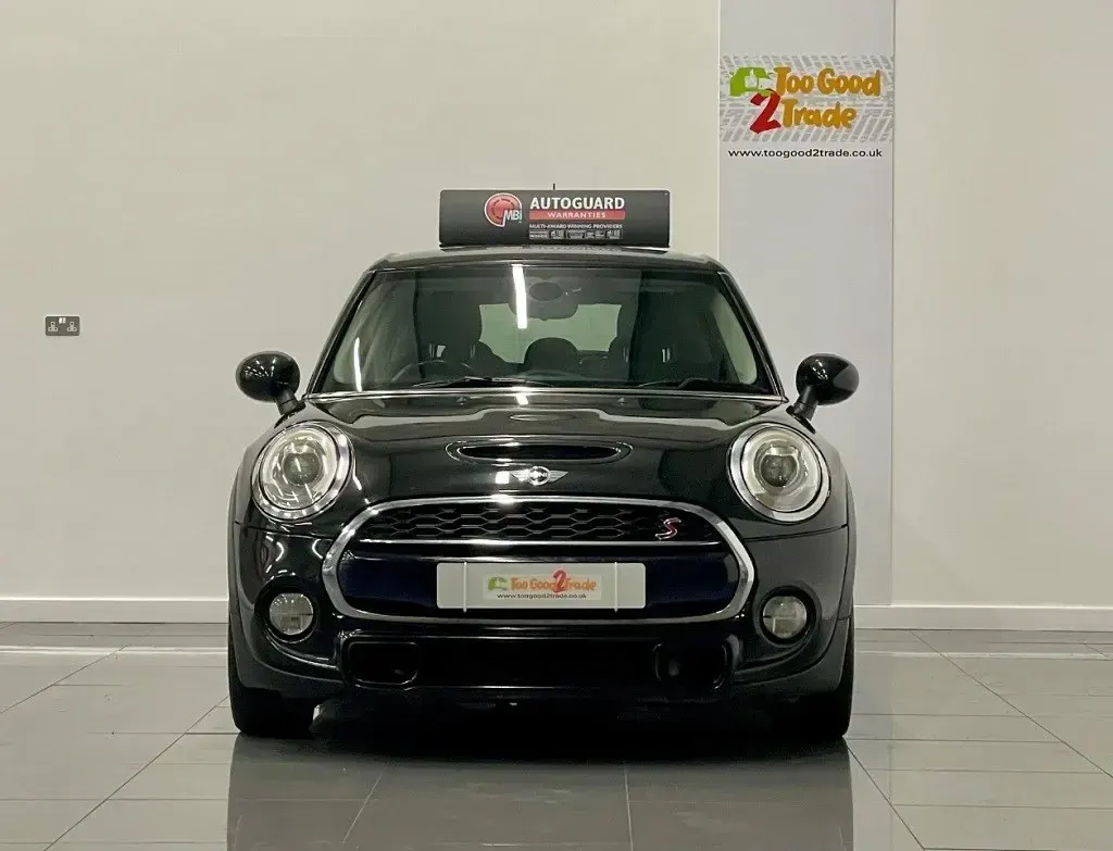 Używany Mini Cooper S Hatch 170 KM (125 kW) 2016 Czarny Hatchback
