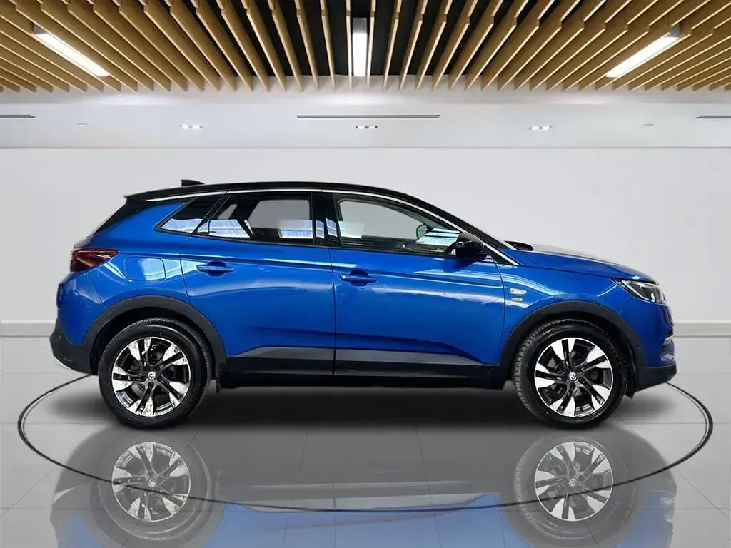 Second-hand Vauxhall Grandland X S 130 CP (95 kW) 2020 Albastru SUV